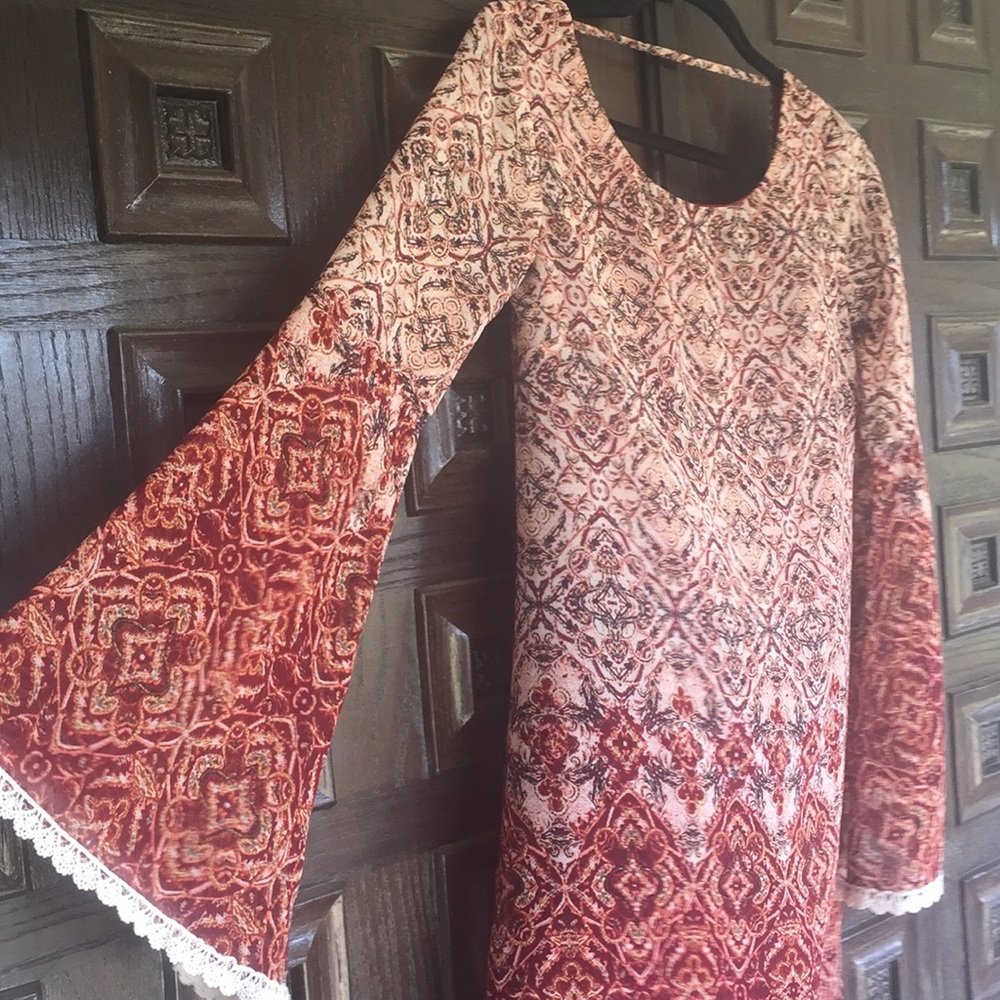 Bell Skeeved 60s Dress - Picture 3 of 8